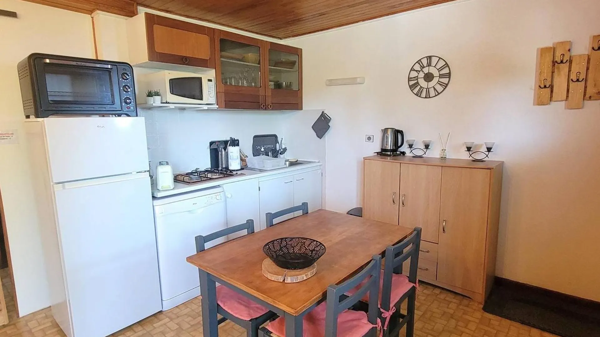 Appartement Au Rdc D'Un Chalet - Proche Ski/Randonnees - Terrasse Sud - 4 Pers - Fr-1-393-150 Saint-Michel-de-Chaillol 0*,